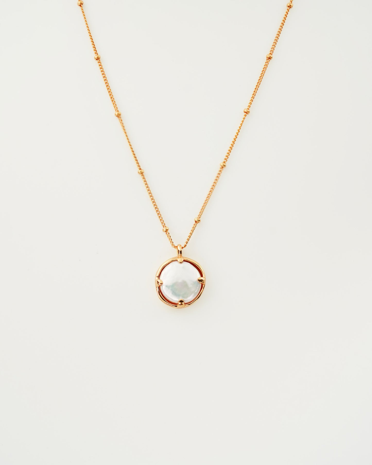 Reversible Baroque Pearl Pendant Necklace, close-up view