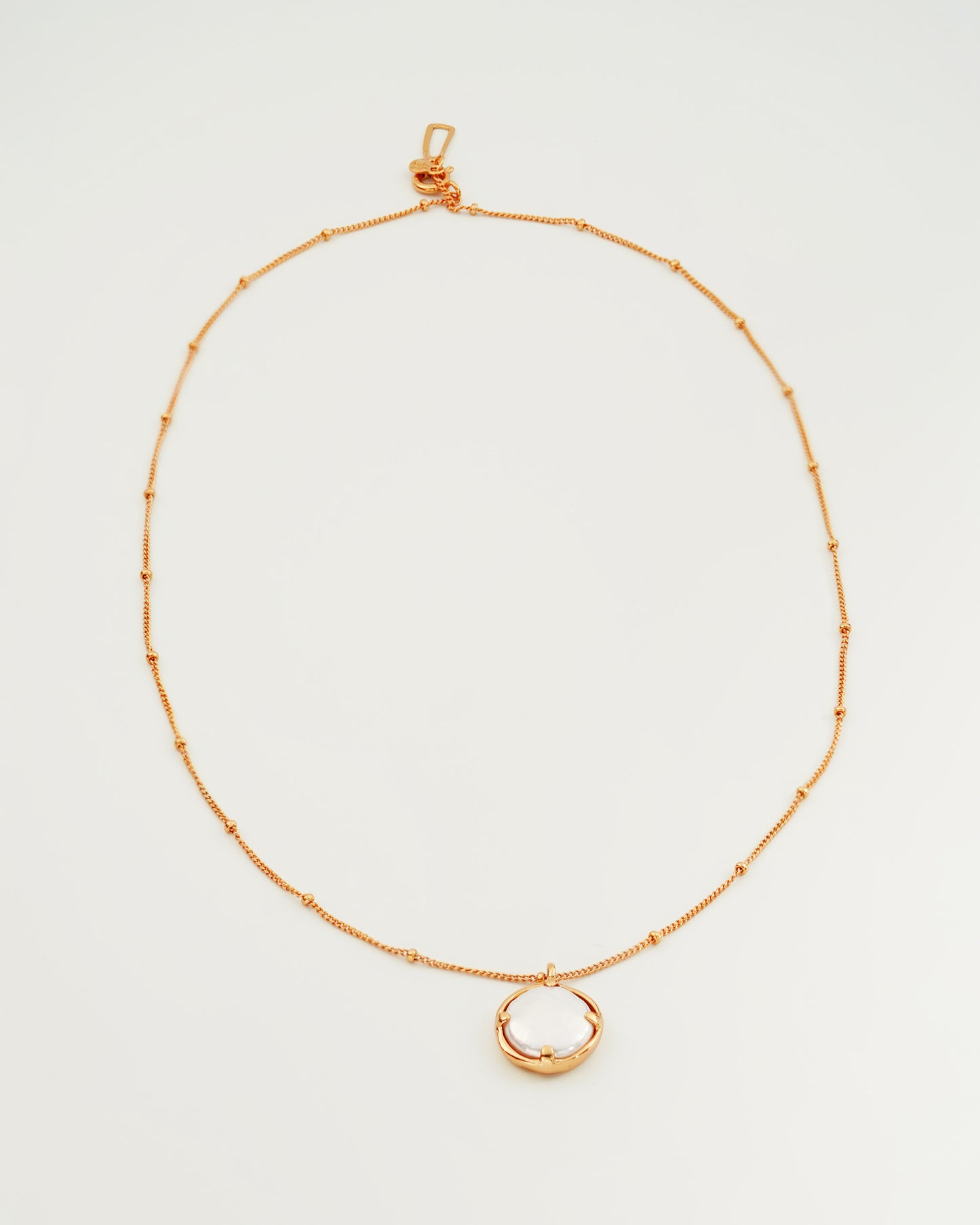 Reversible Baroque Pearl Pendant Necklace, top view