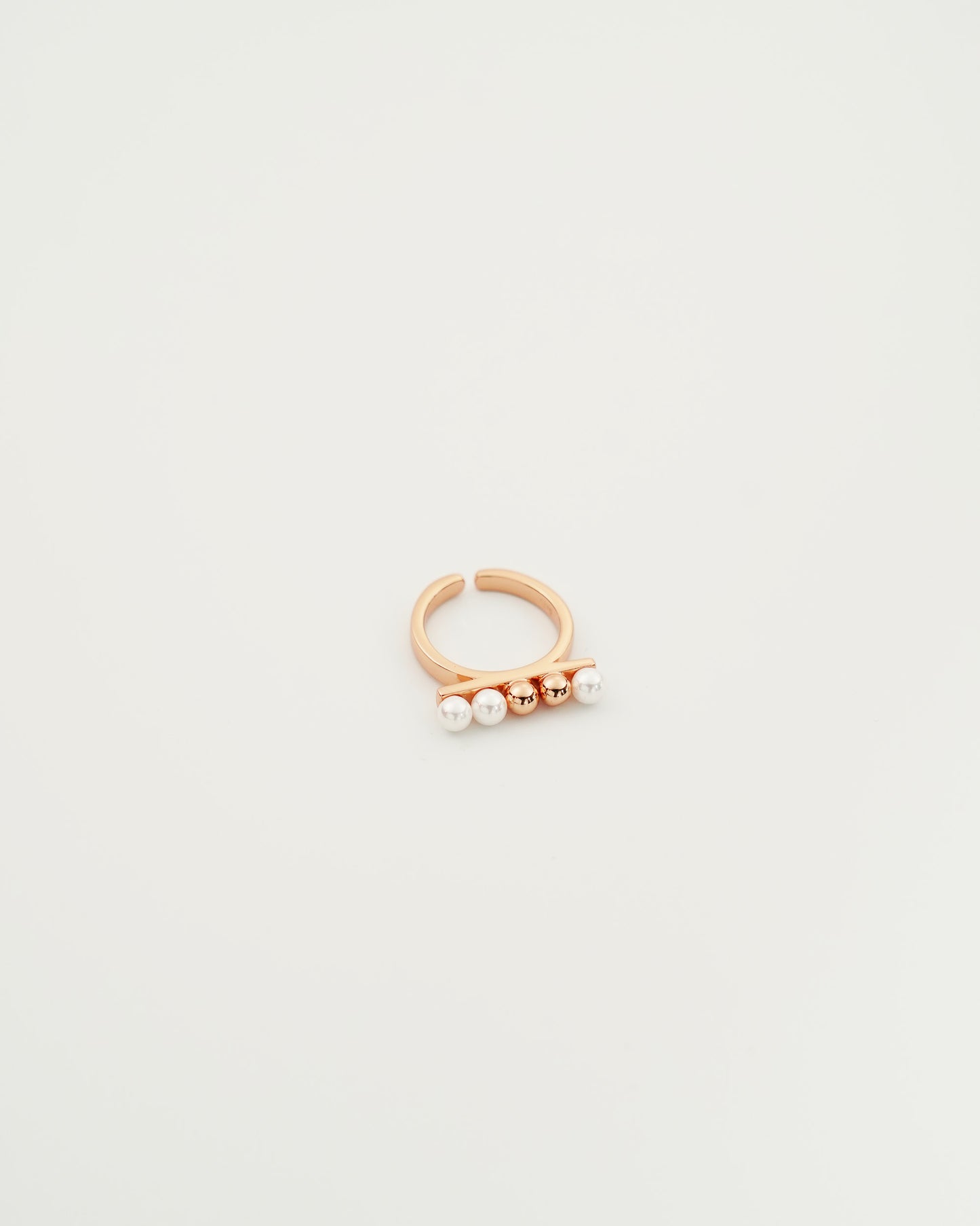 Shell Pearl Line Ring, front view