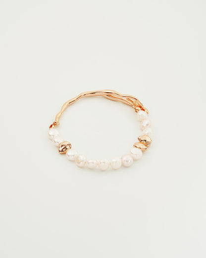 Flow Essence Pearl Bracelet, top view