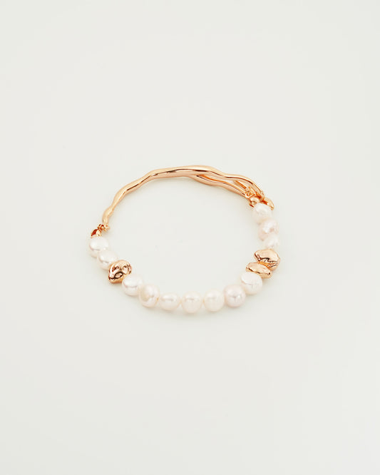 Flow Essence Pearl Bracelet, top view