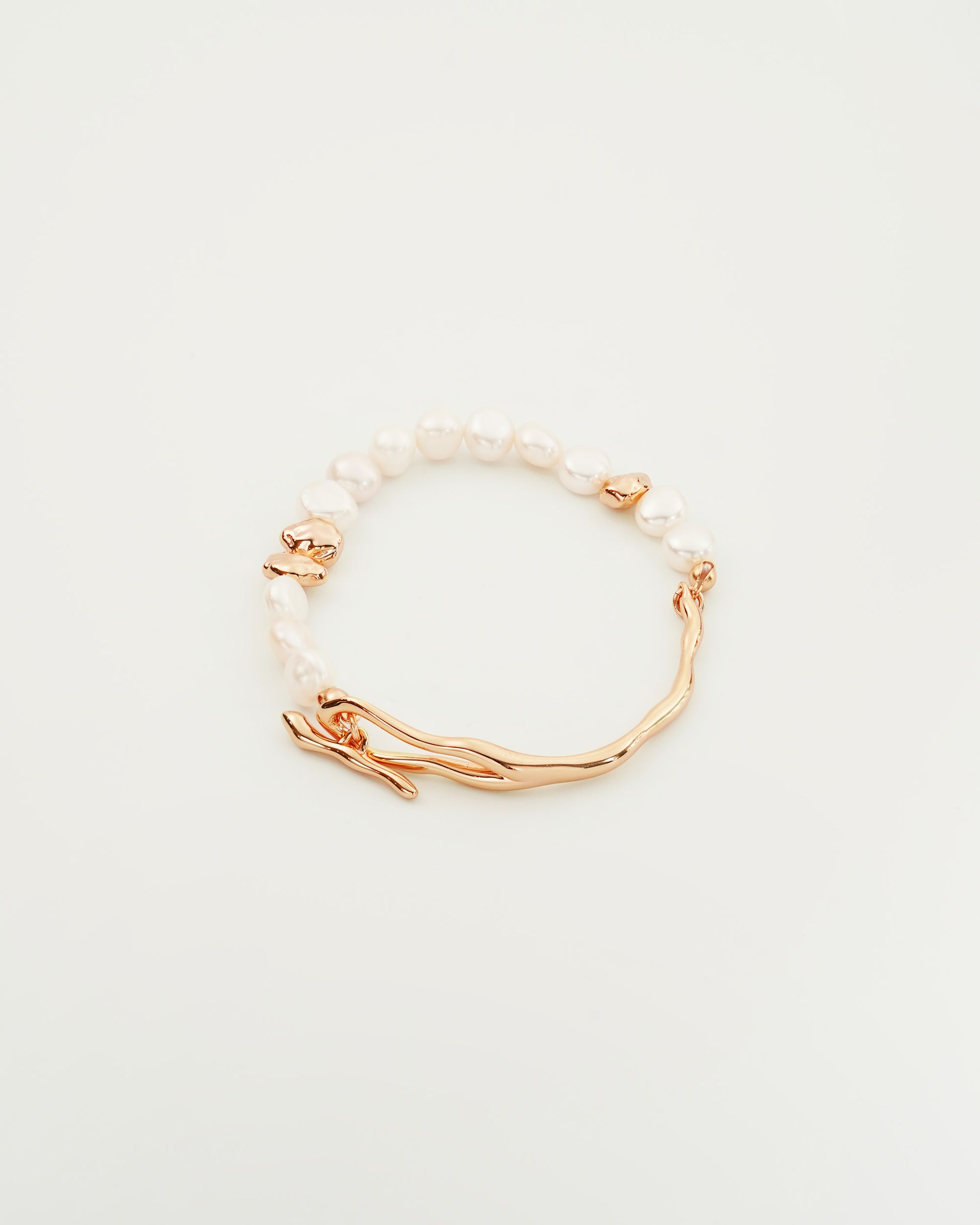 Flow Essence Pearl Bracelet, back view