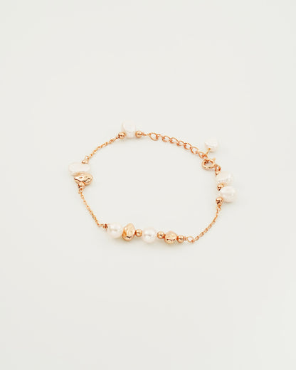 Essence Pearl Bracelet, top view