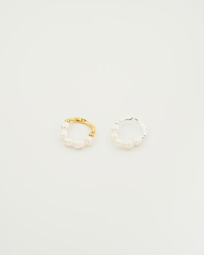 Irregular Pearl Ring, top view