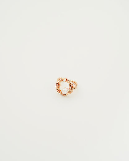 Knot Pearl Ring, front view